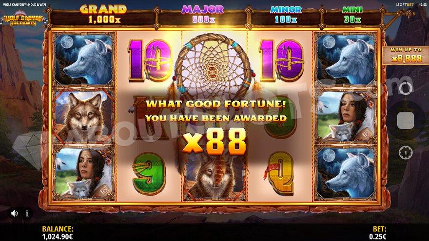 Wolf Canyon Hold and Win slot