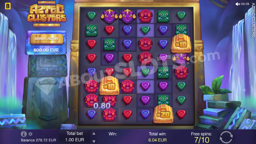 Бонусная игра с тремя закрепленными символами Wild на барабанах.